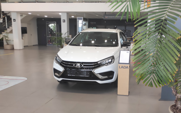             Новый штраф, подорожание бензина и некомплектные Lada: новости недели        
