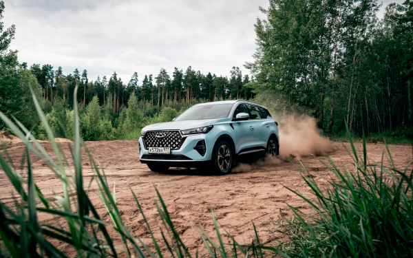             Новый штраф, подорожание бензина и некомплектные Lada: новости недели        