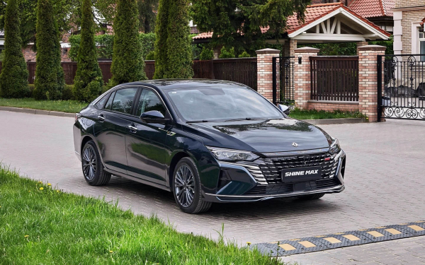             Новый штраф, подорожание бензина и некомплектные Lada: новости недели        