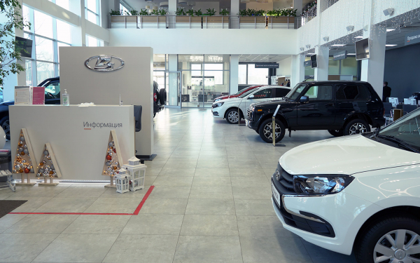             Новый штраф, подорожание бензина и некомплектные Lada: новости недели        