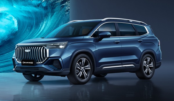 Семиместный Geely Okavango в России: теперь официально