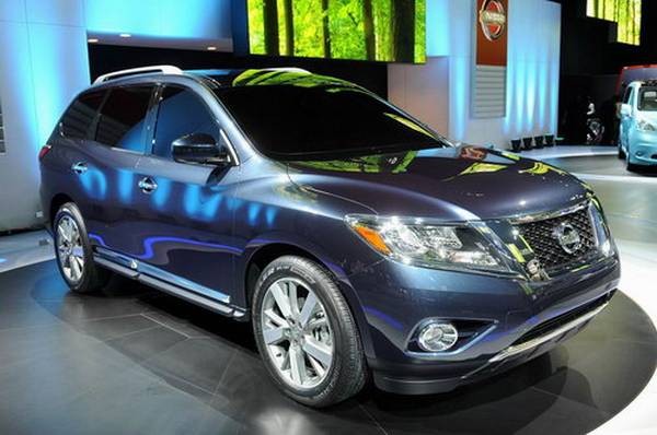 Тест-драйв Nissan Pathfinder: внедорожник больших возможностей